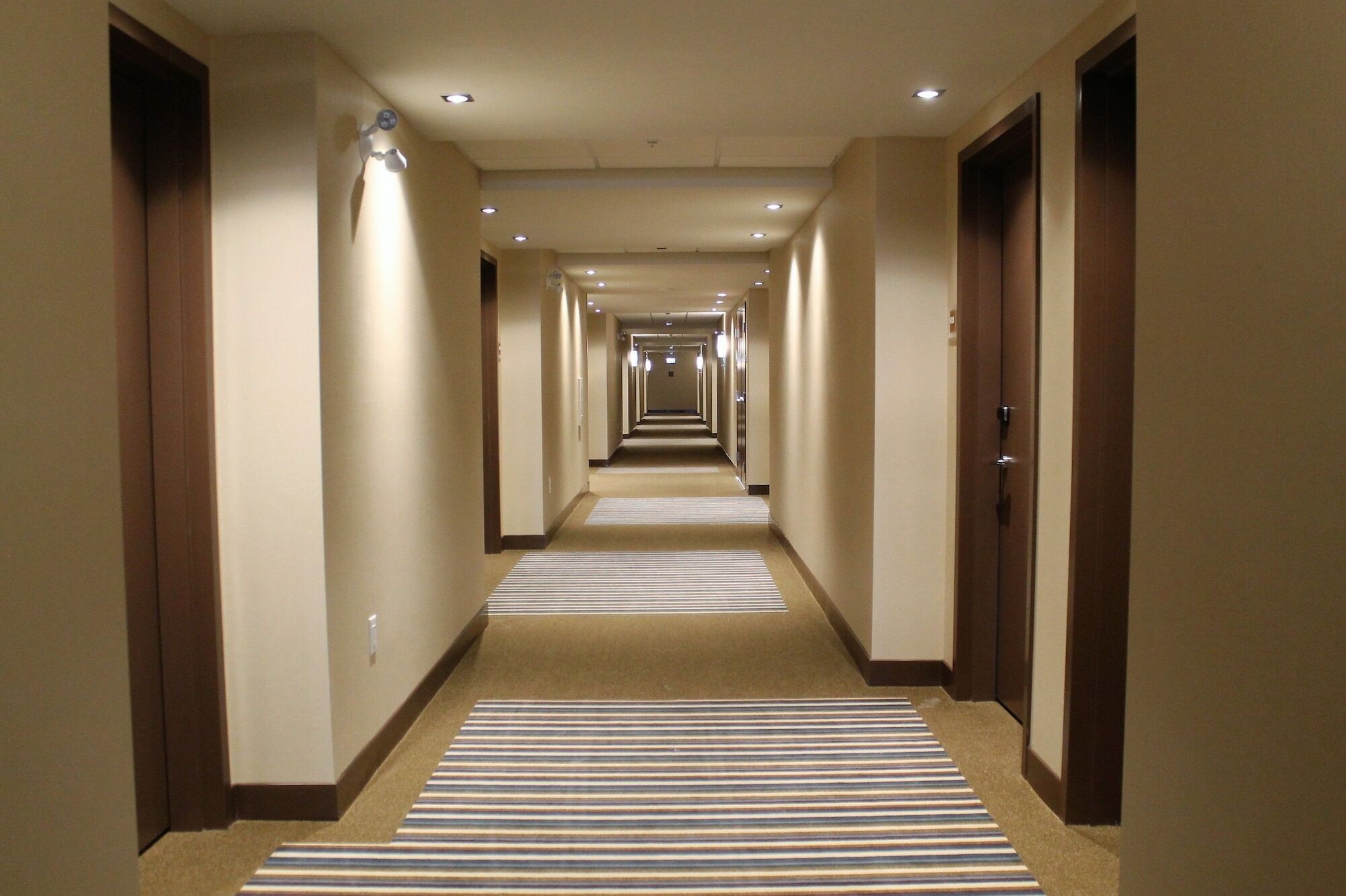Four Points By Sheraton Grande Prairie Εξωτερικό φωτογραφία